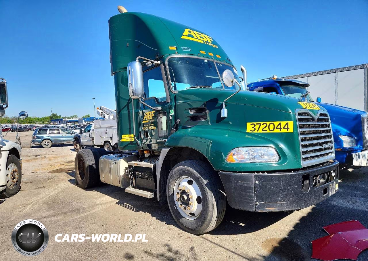2018 Mack 600 Cxu600