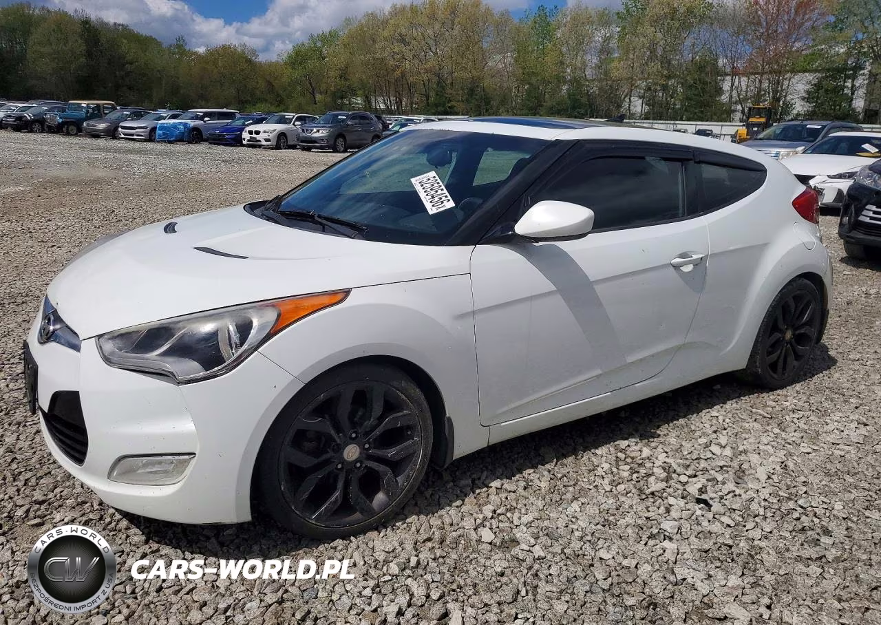 2013 Hyundai Veloster Base