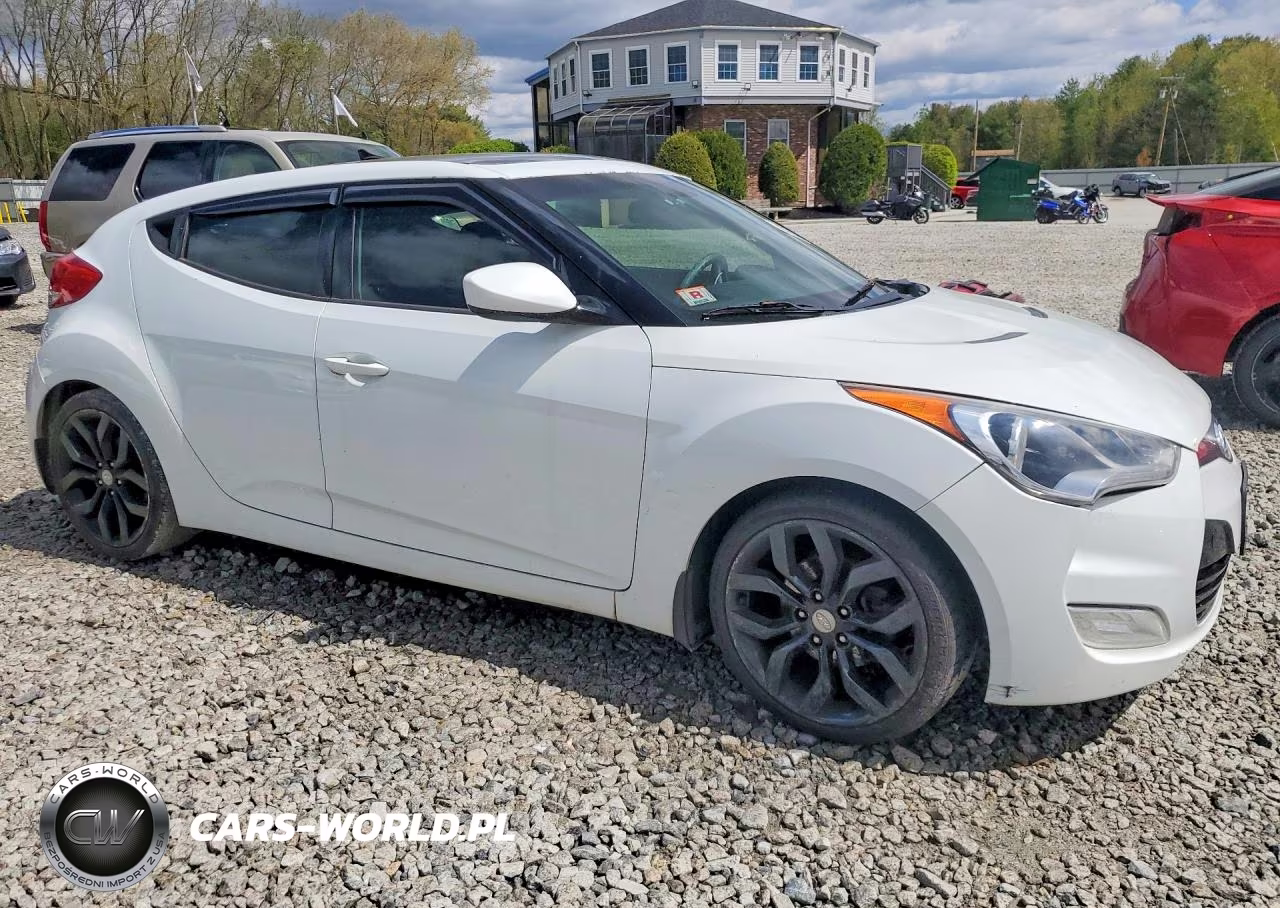 2013 Hyundai Veloster Base VIN:KMHTC6AD7DU094476 - 4