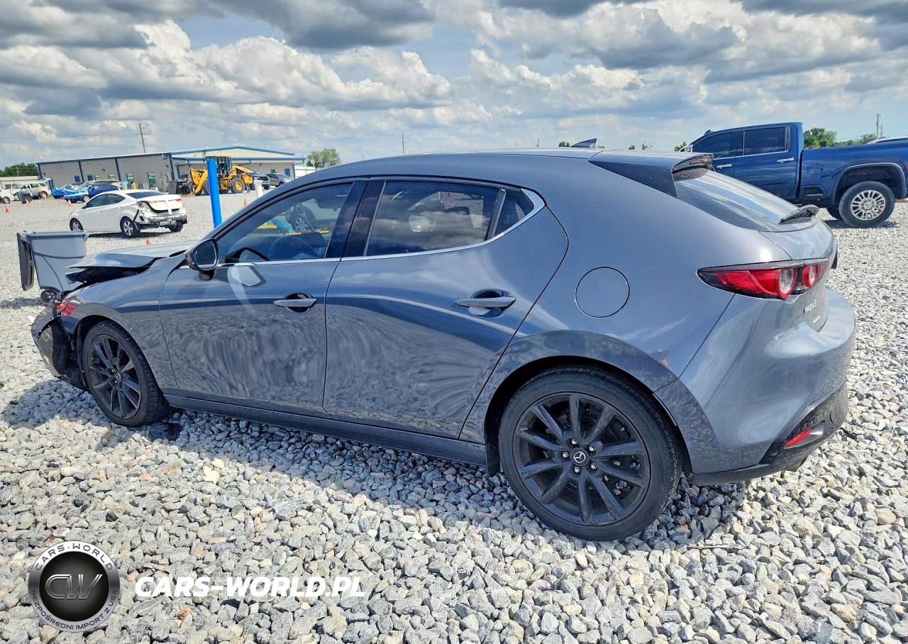 2021 Mazda 3 Premium VIN:JM1BPAML0M1337573 - 2