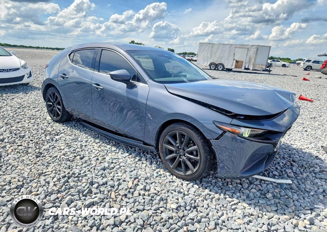 2021 Mazda 3 Premium VIN:JM1BPAML0M1337573 - 4