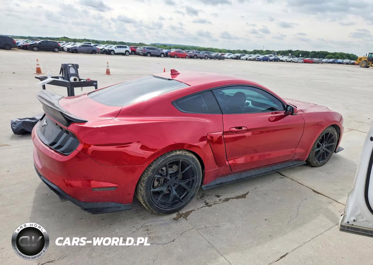 2020 Ford Mustang VIN:1FA6P8TH4L5175872 - 3
