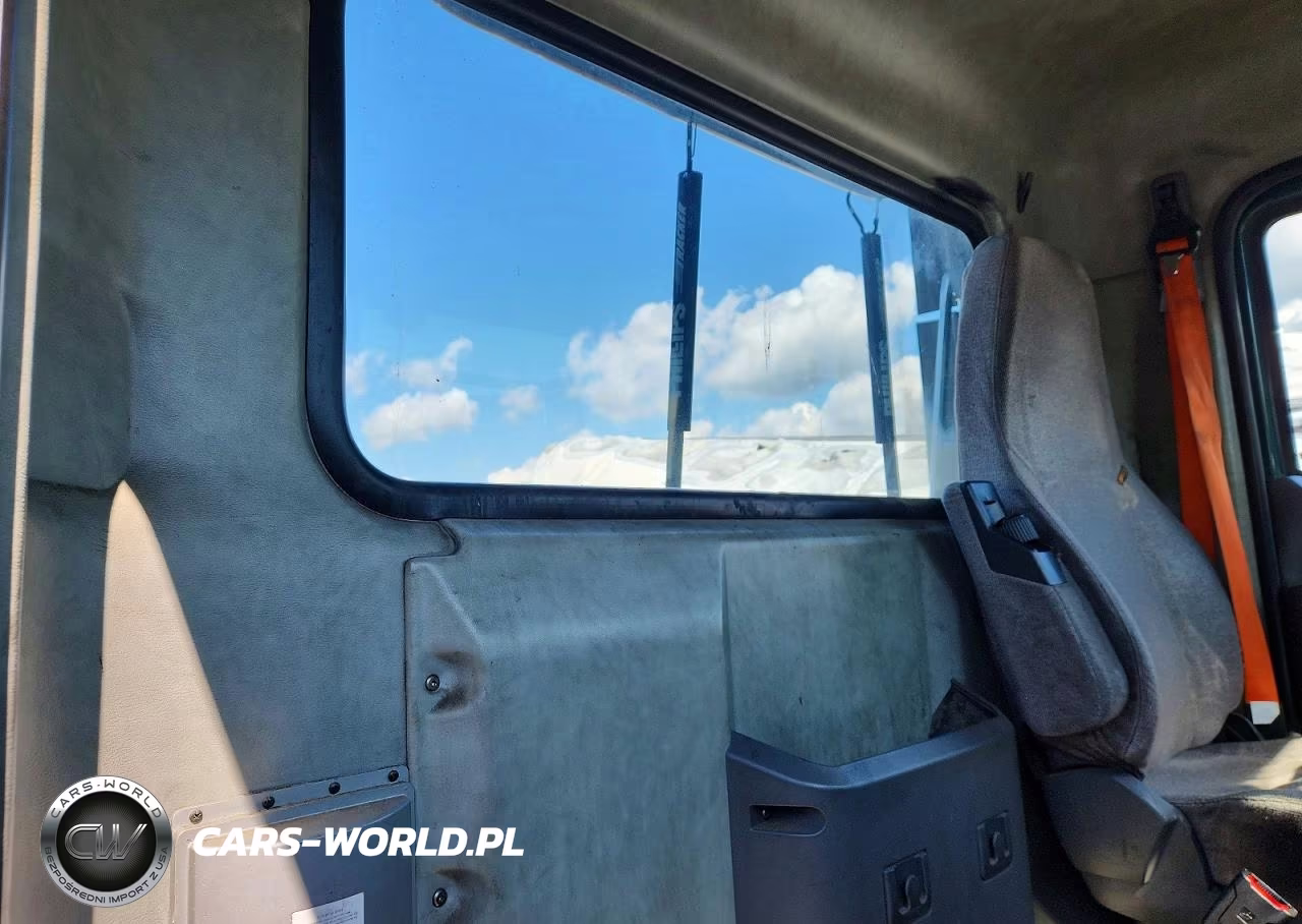 2016 Mack Cxu612 Semi Truck VIN:1M1AW01X8GM008414 - 6