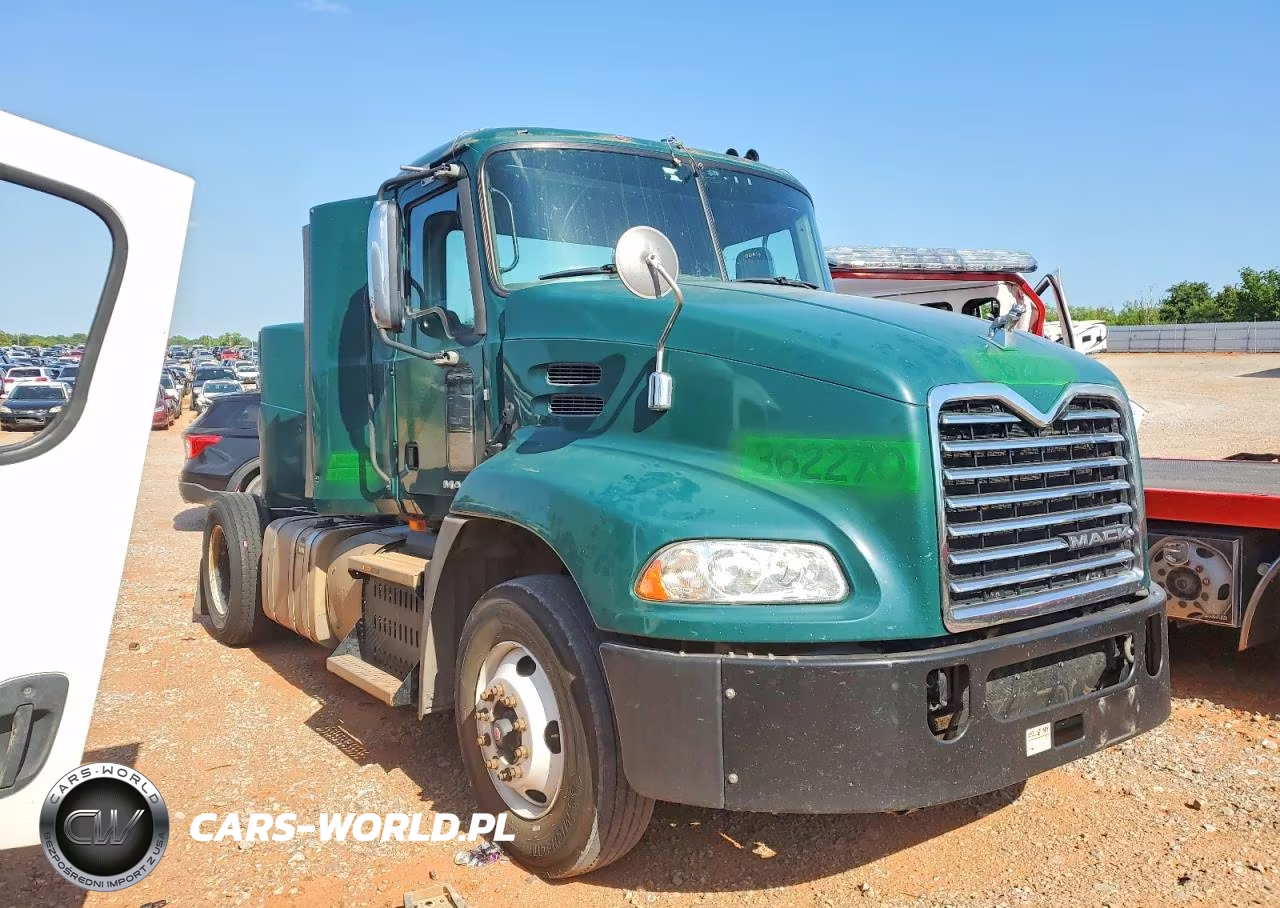 2017 Mack 600 Cxu600