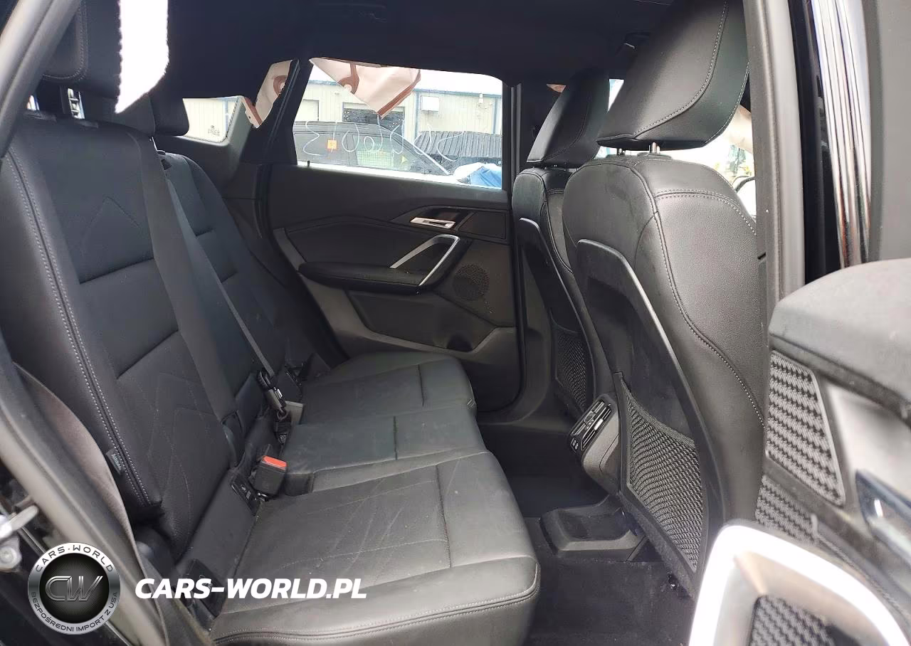 2023 BMW X1 xDrive28I VIN:WBX73EF03P5W00232 - 11