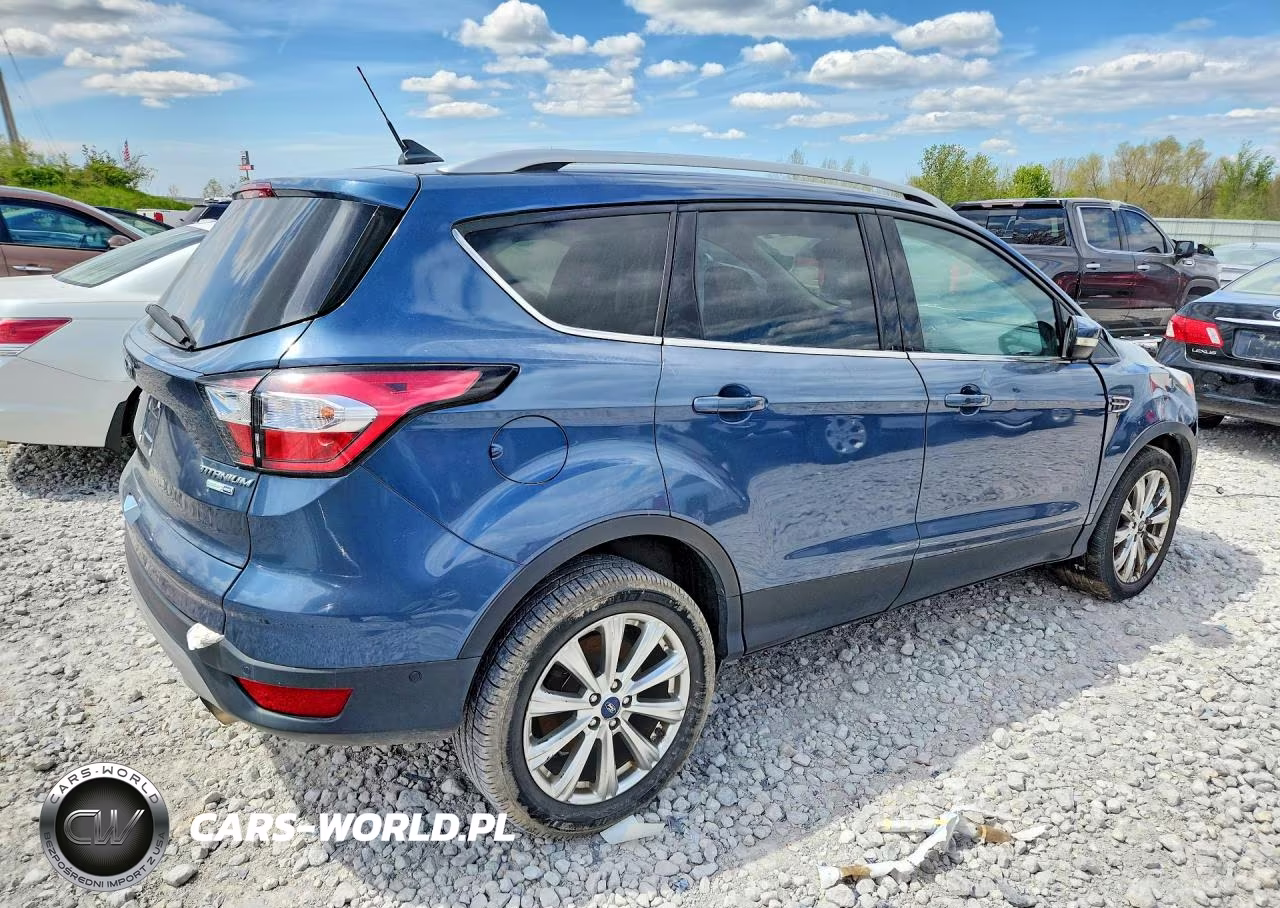 2018 Ford Escape Titanium VIN:1FMCU9J90JUC79488 - 3