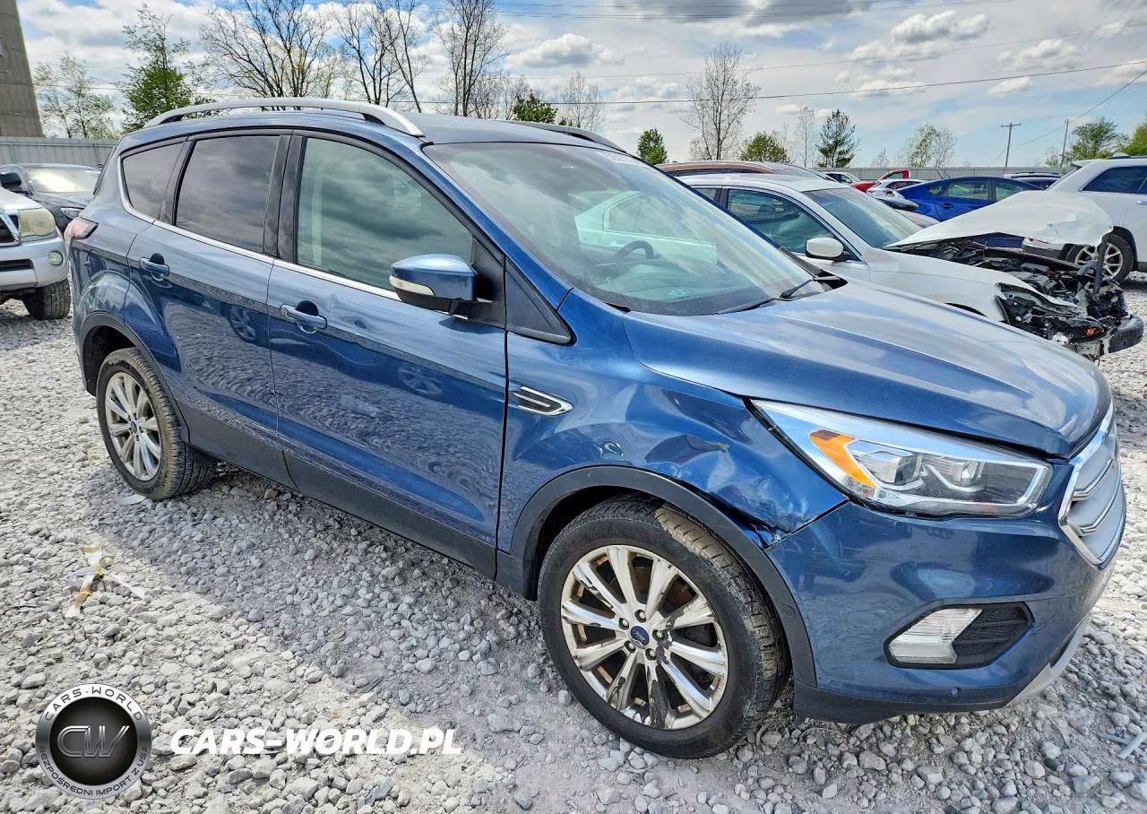2018 Ford Escape Titanium VIN:1FMCU9J90JUC79488 - 4