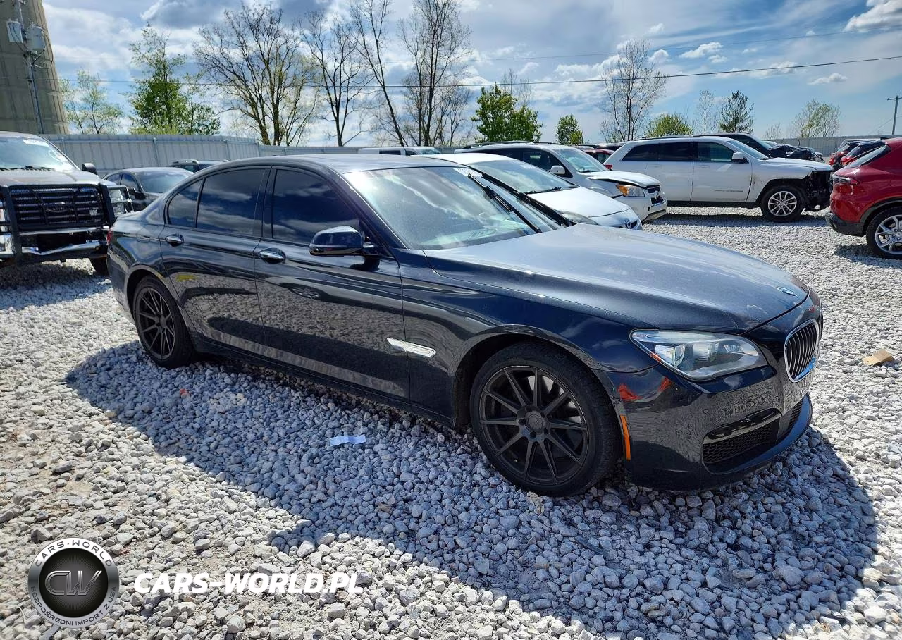 2015 BMW 750 Xi VIN:WBAYB6C5XFD966121 - 4