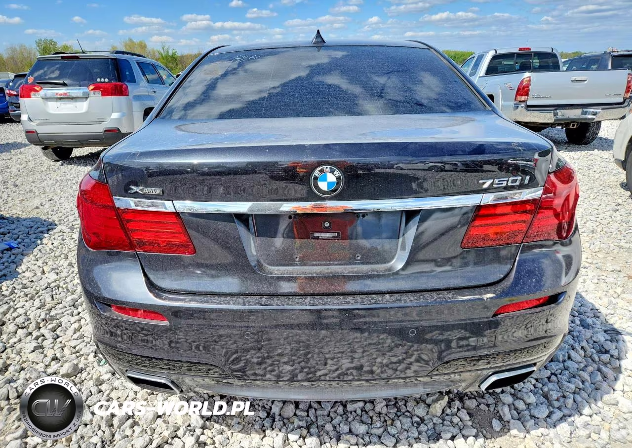 2015 BMW 750 Xi VIN:WBAYB6C5XFD966121 - 6