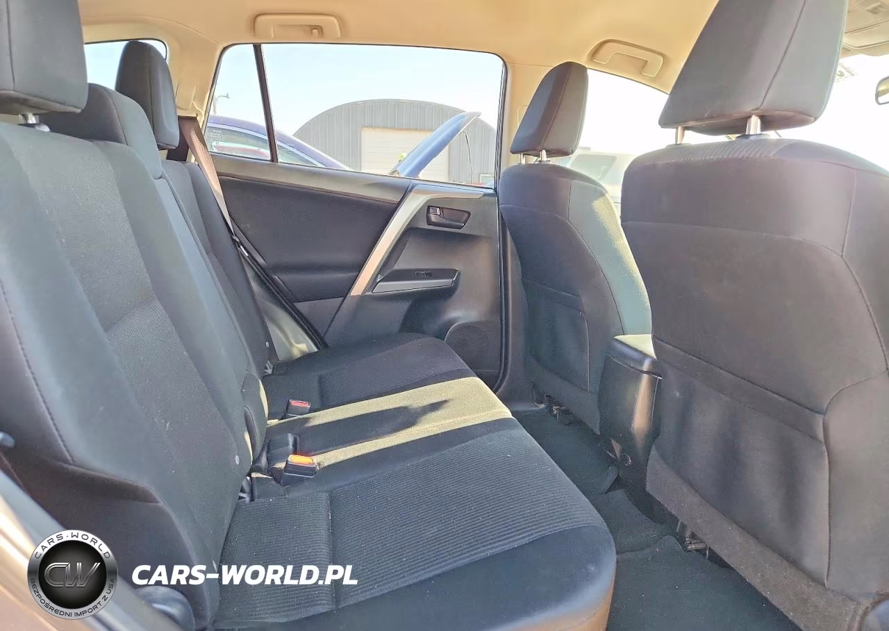 2018 Toyota Rav4 Le VIN:JTMZFREV5JD109675 - 10