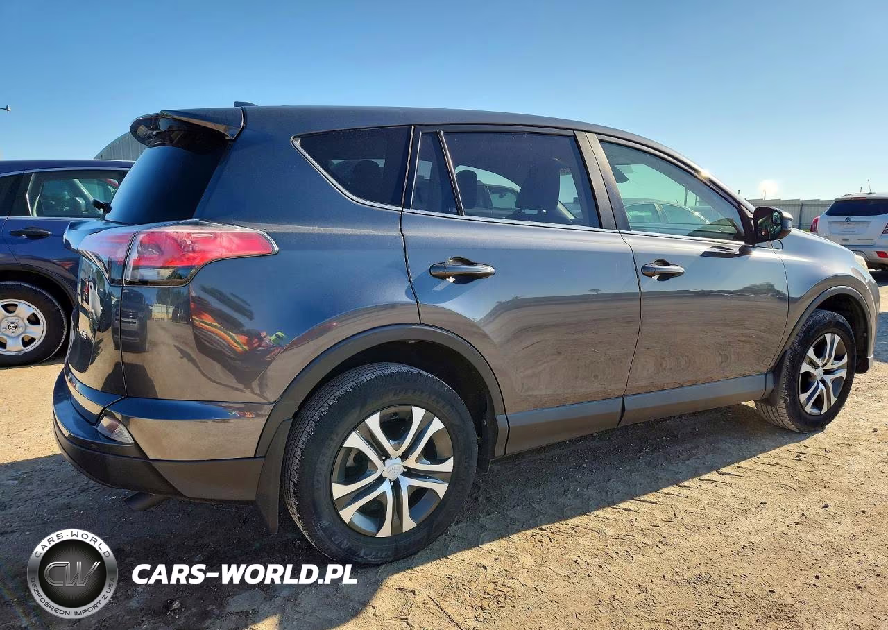 2018 Toyota Rav4 Le VIN:JTMZFREV5JD109675 - 3