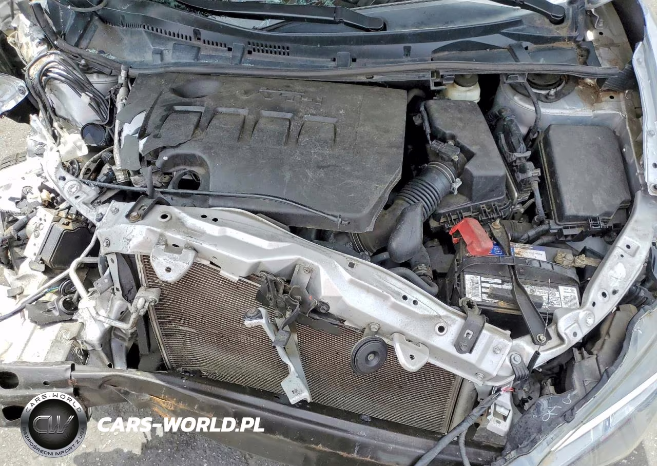 2018 Toyota Corolla Le VIN:2T1BURHE0JC020905 - 11