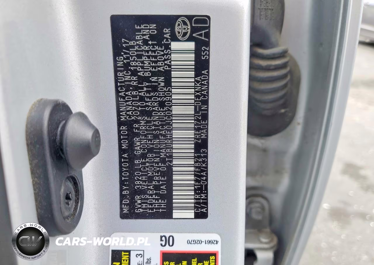 2018 Toyota Corolla Le VIN:2T1BURHE0JC020905 - 12
