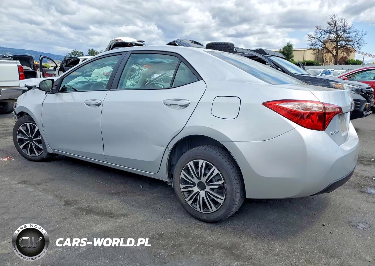 2018 Toyota Corolla Le VIN:2T1BURHE0JC020905 - 2