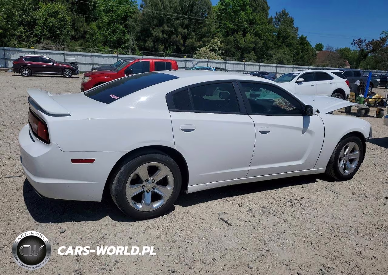 2013 Dodge Charger Se VIN:2C3CDXBG1DH680288 - 3