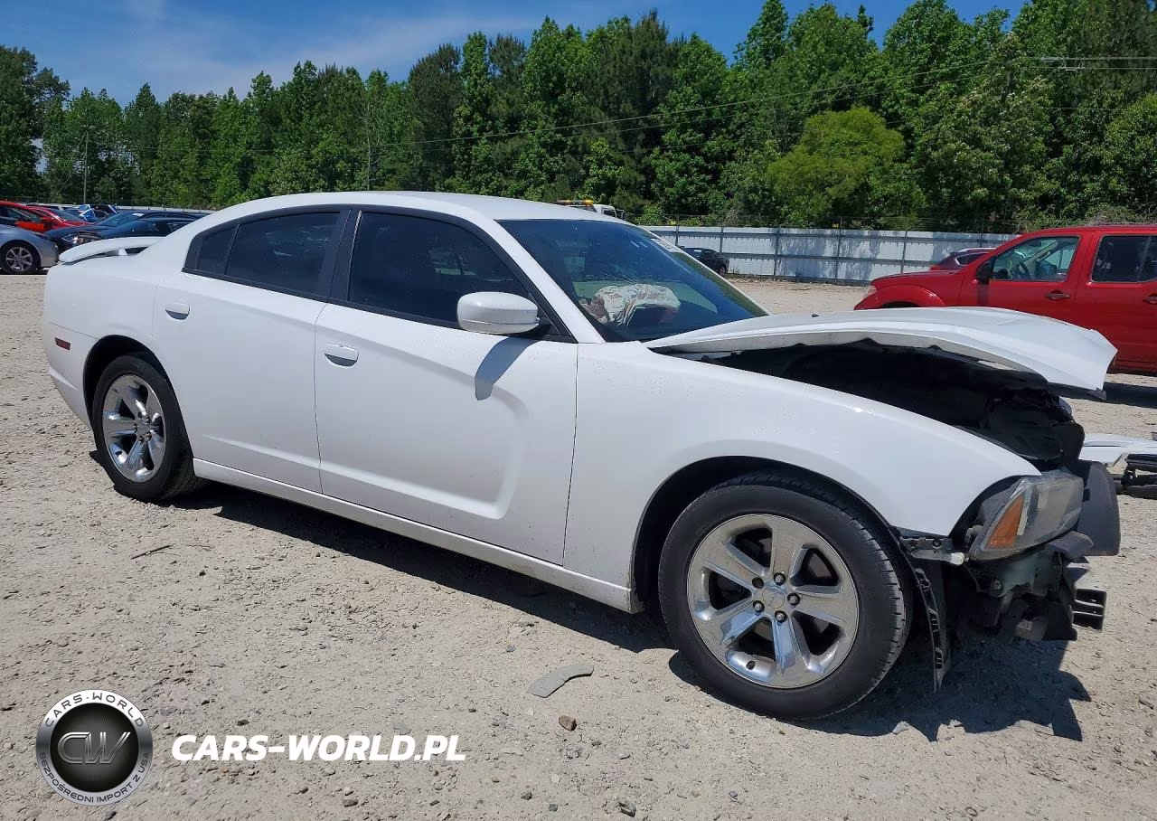 2013 Dodge Charger Se VIN:2C3CDXBG1DH680288 - 4