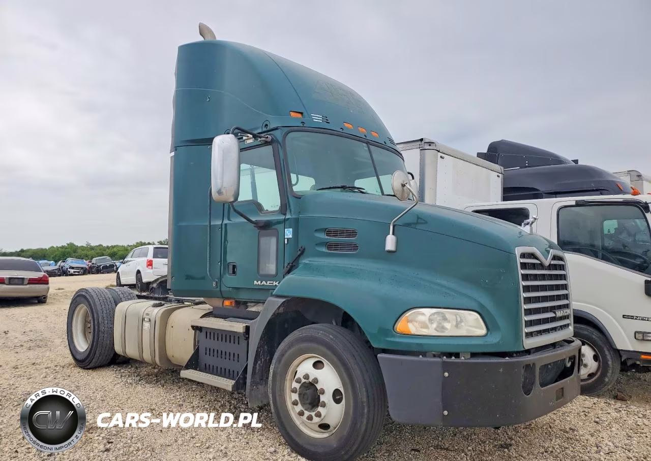 2017 Mack 600 Cxu600