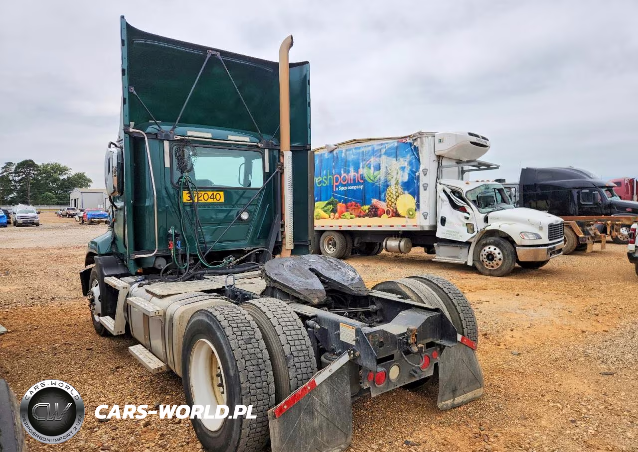 2018 Mack 600 Cxu600 VIN:1M1AW01X4JM010670 - 3
