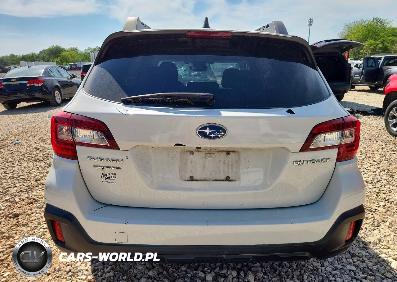 2018 Subaru Outback 2.5I Premium VIN:4S4BSAFCXJ3357529 - 6