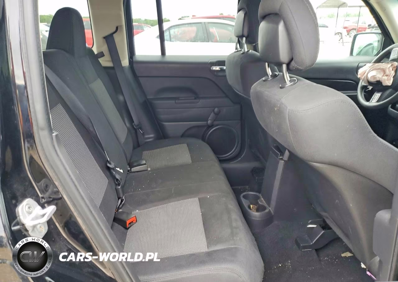 2012 Jeep Patriot Sport VIN:1C4NJPBA1CD634819 - 10