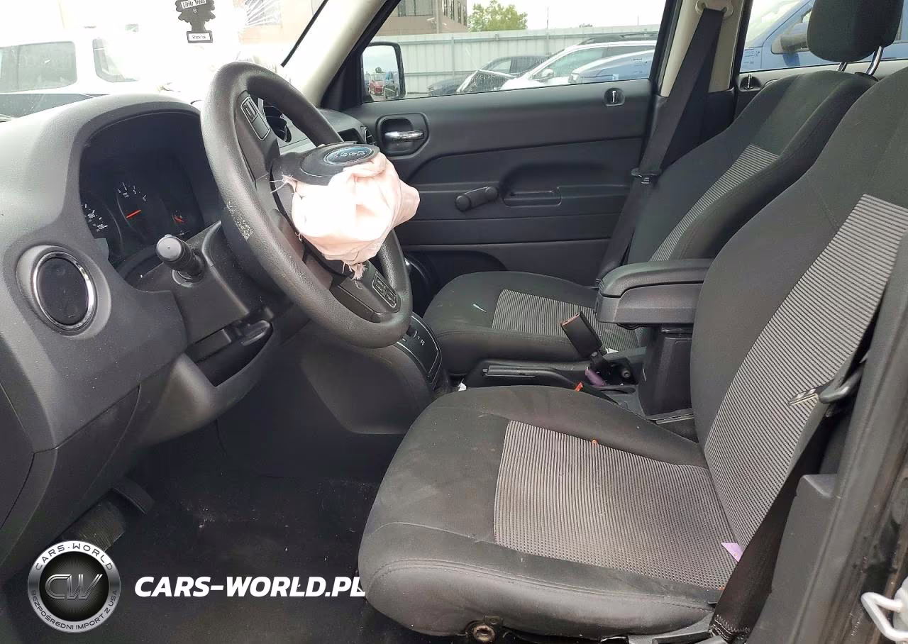 2012 Jeep Patriot Sport VIN:1C4NJPBA1CD634819 - 7