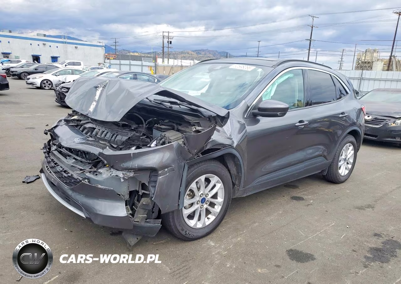 2020 Ford Escape Se