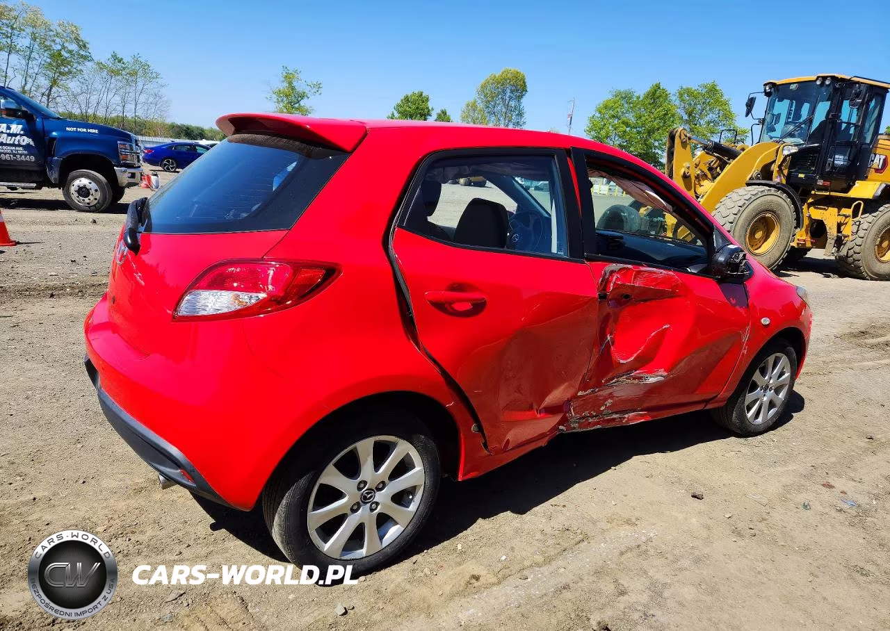 2014 Mazda Mazda2 Touring VIN:JM1DE1LY3E0174842 - 3