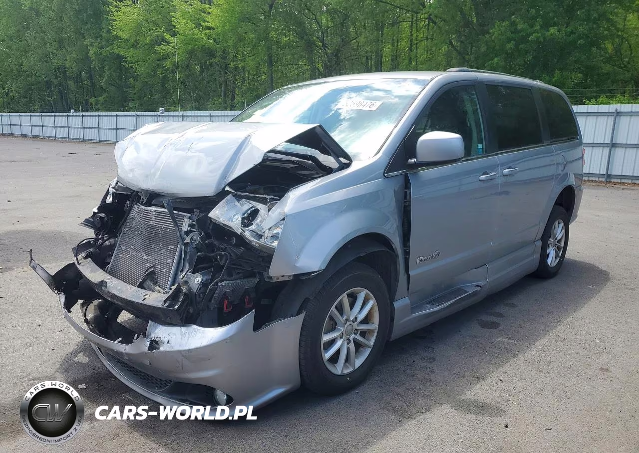 2018 Dodge Grand Caravan Sxt VIN:2C4RDGCG6JR266028 - 1