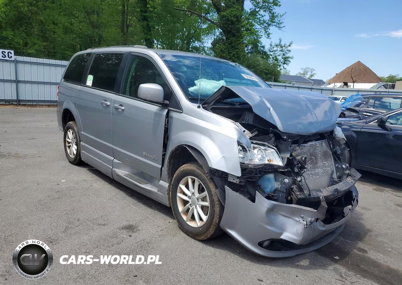2018 Dodge Grand Caravan Sxt VIN:2C4RDGCG6JR266028 - 4