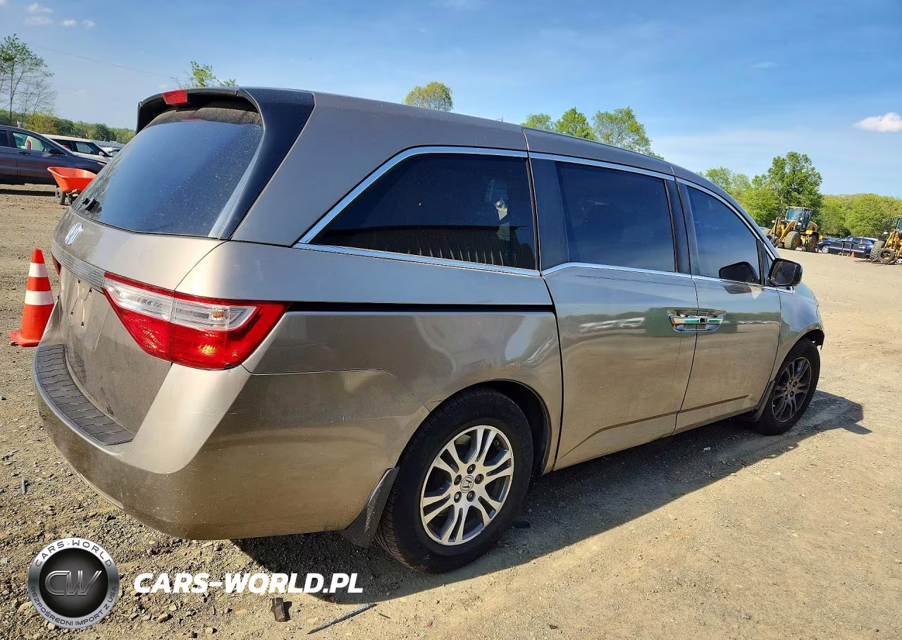 2012 Honda Odyssey Exl VIN:5FNRL5H6XCB128160 - 3