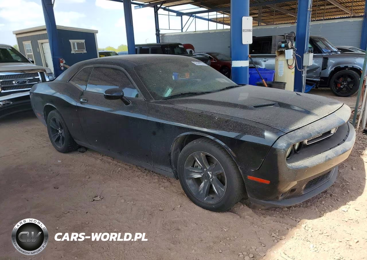 2017 Dodge Challenger Sxt VIN:2C3CDZAGXHH548908 - 4
