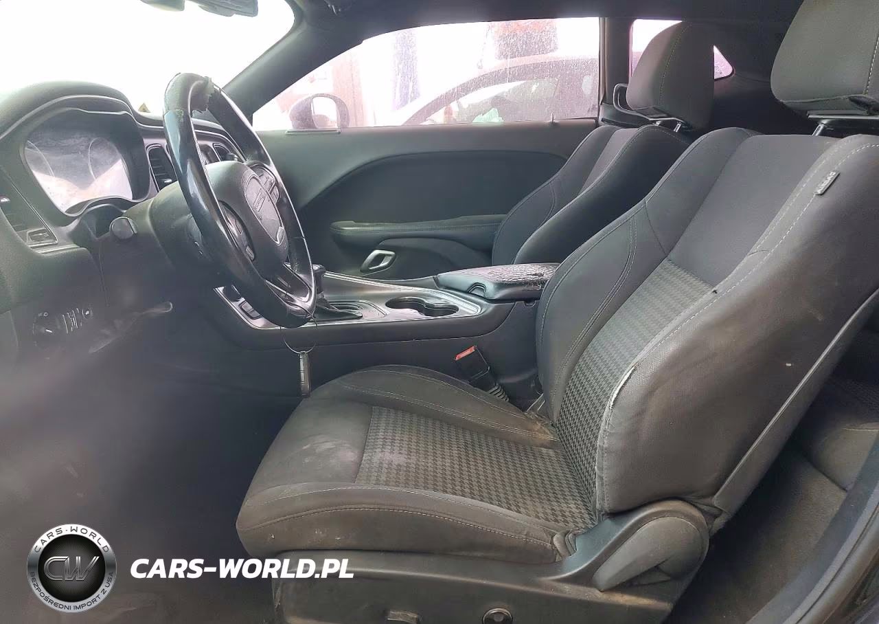 2017 Dodge Challenger Sxt VIN:2C3CDZAGXHH548908 - 7
