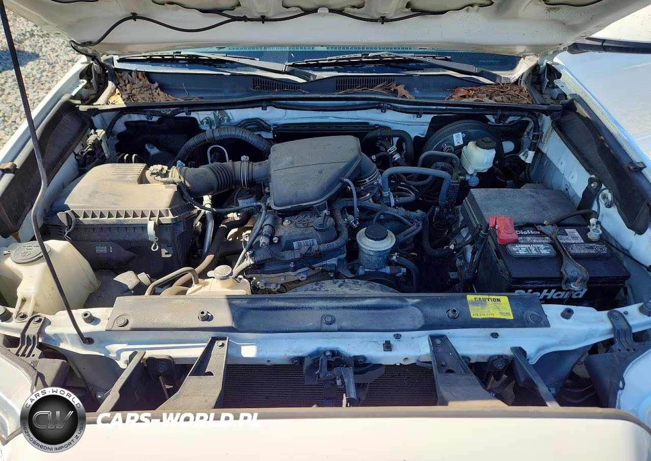 2019 Toyota Tacoma Sr VIN:5TFAX5GN6KX146301 - 11