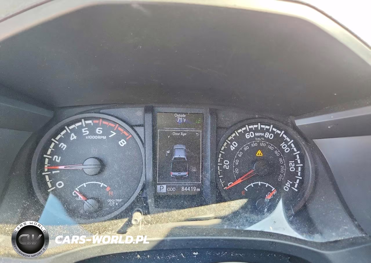 2019 Toyota Tacoma Sr VIN:5TFAX5GN6KX146301 - 9