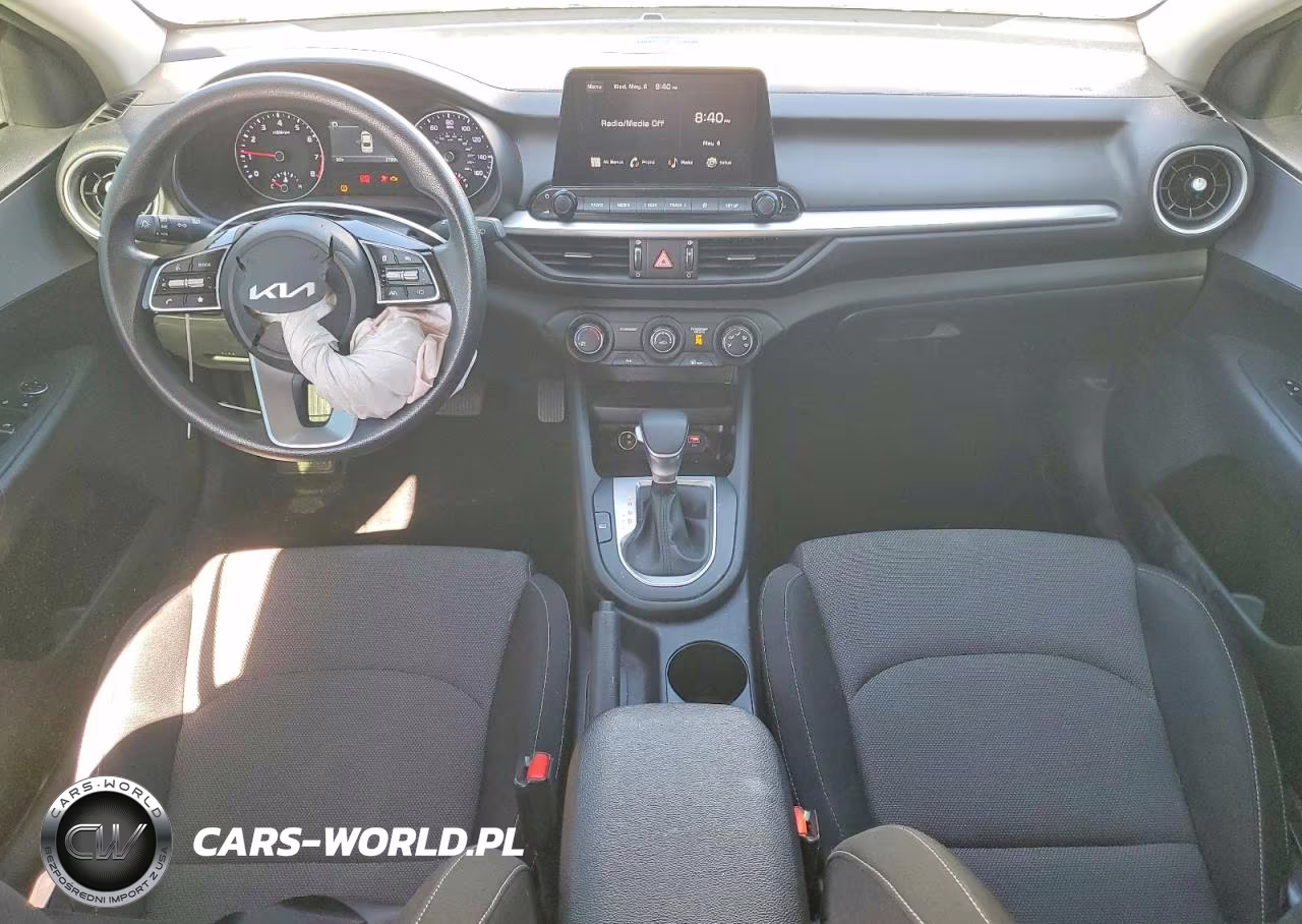 2024 Kia Forte Lxs VIN:3KPF24AD9RE756914 - 8