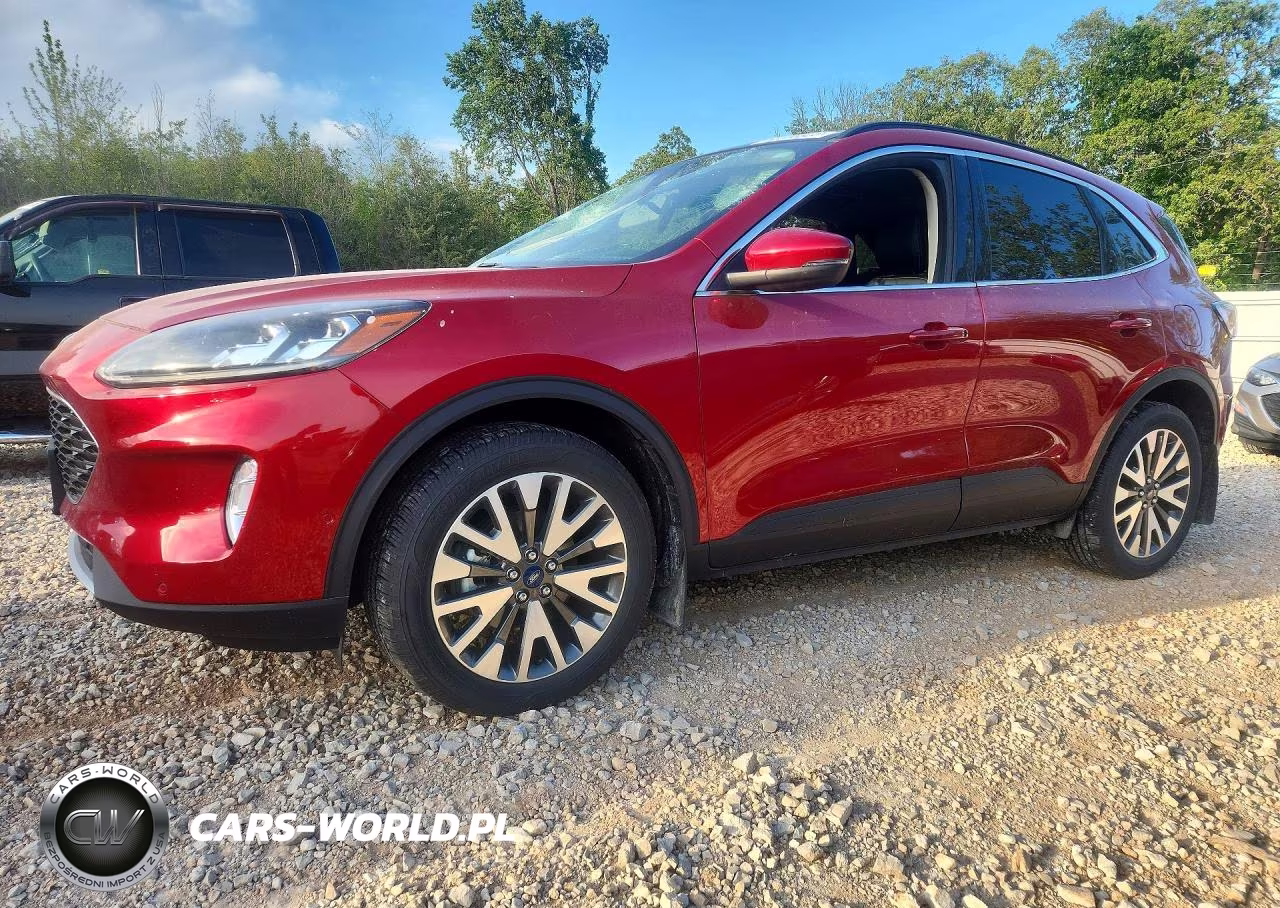 2020 Ford Escape Titanium – zdjęcie 1 z 12