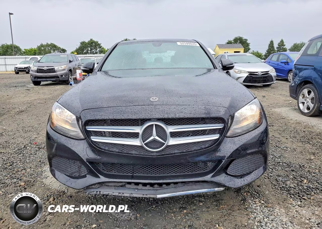 2018 Mercedes-Benz C 300 VIN:55SWF4JBXJU254297 - 5