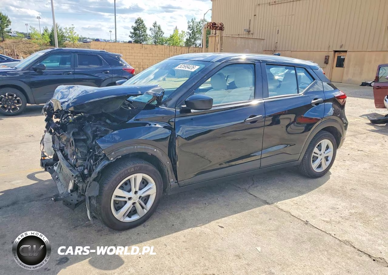 2024 Nissan Kicks S