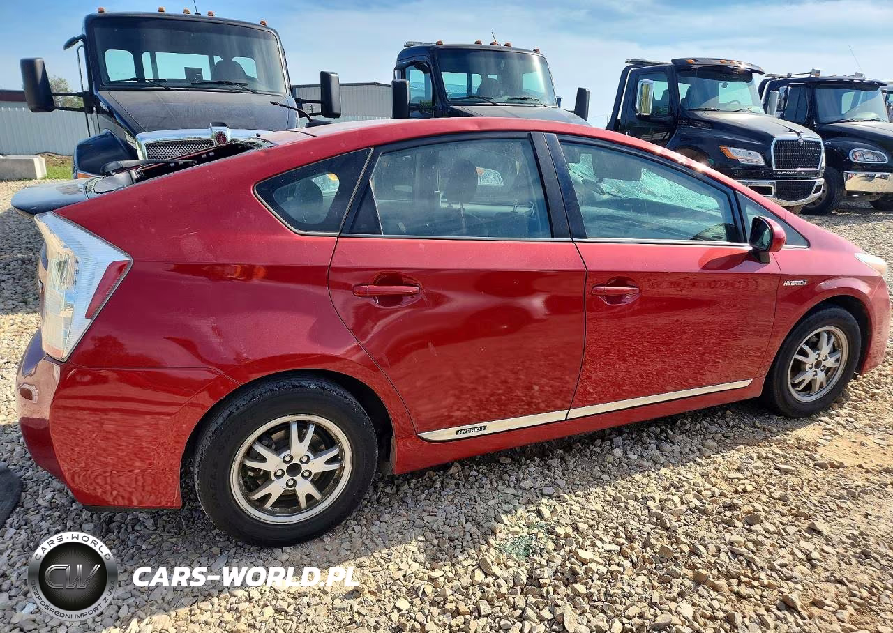 2011 Toyota Prius Two VIN:JTDKN3DU6B0299506 - 3