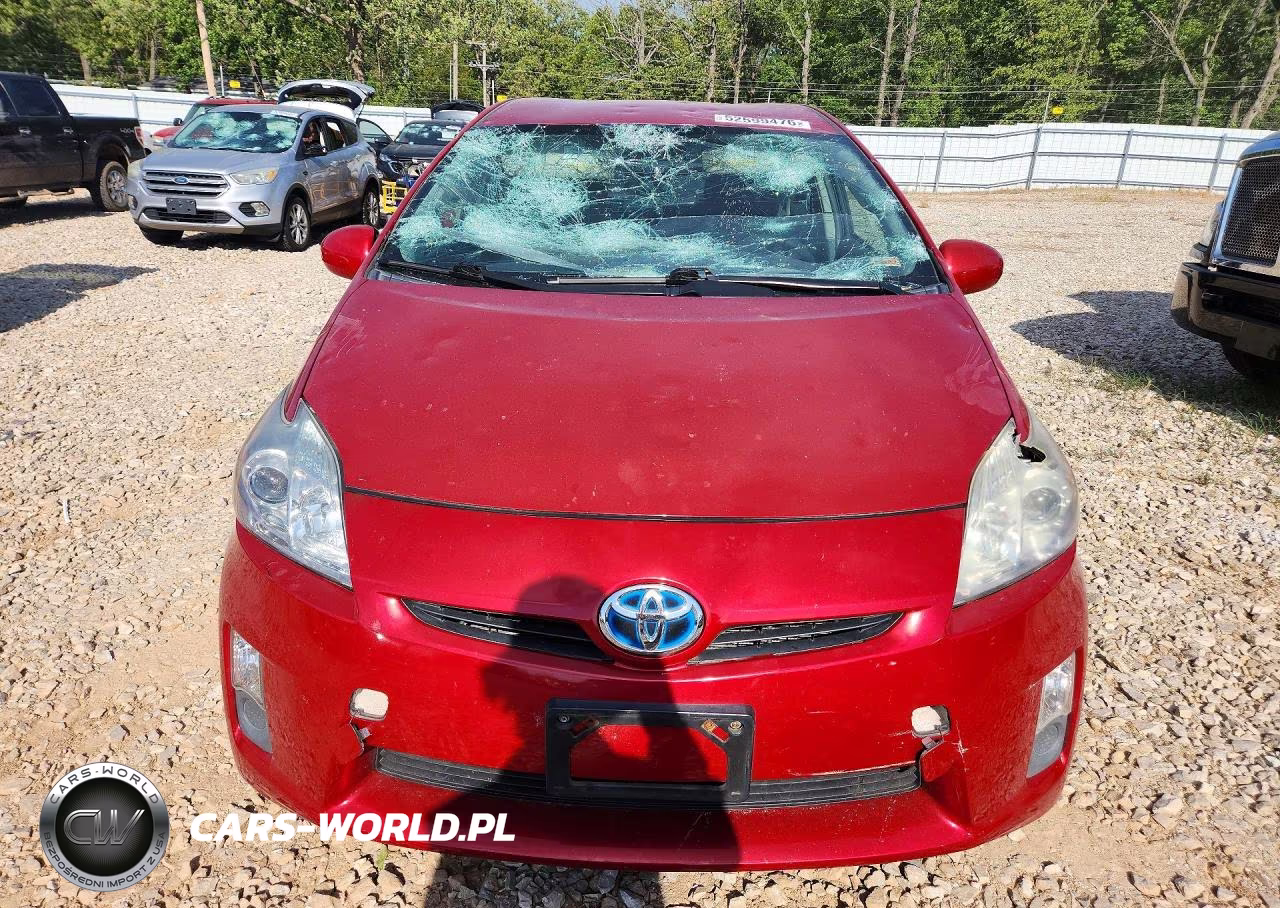 2011 Toyota Prius Two VIN:JTDKN3DU6B0299506 - 5