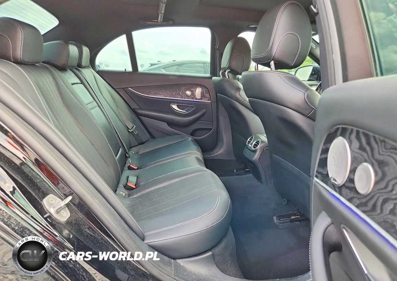 2017 Mercedes-Benz E 300 VIN:WDDZF4JBXHA210310 - 10