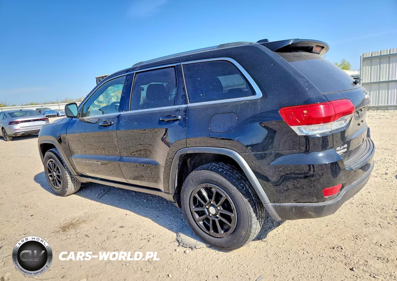 2018 Jeep Grand Cherokee Laredo VIN:1C4RJFAG6JC378455 - 2
