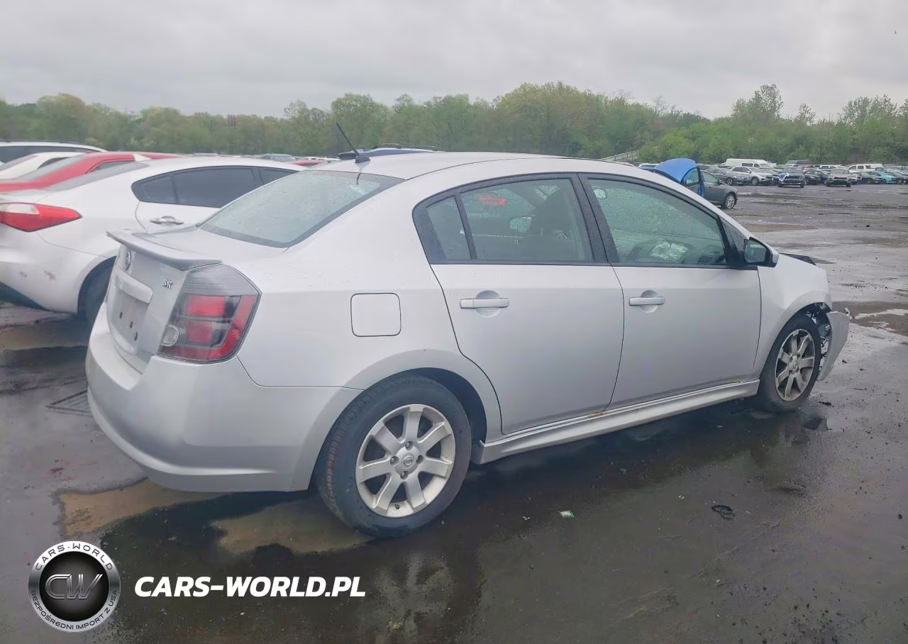 2011 Nissan Sentra 2.0 VIN:3N1AB6AP7BL717582 - 3