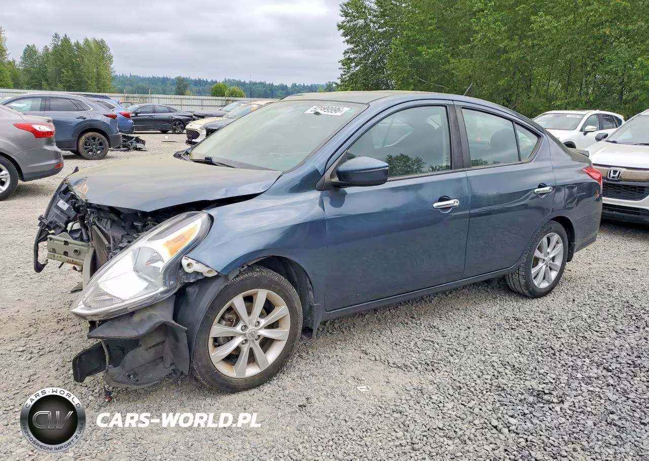 2017 Nissan Versa 1.6 Sl