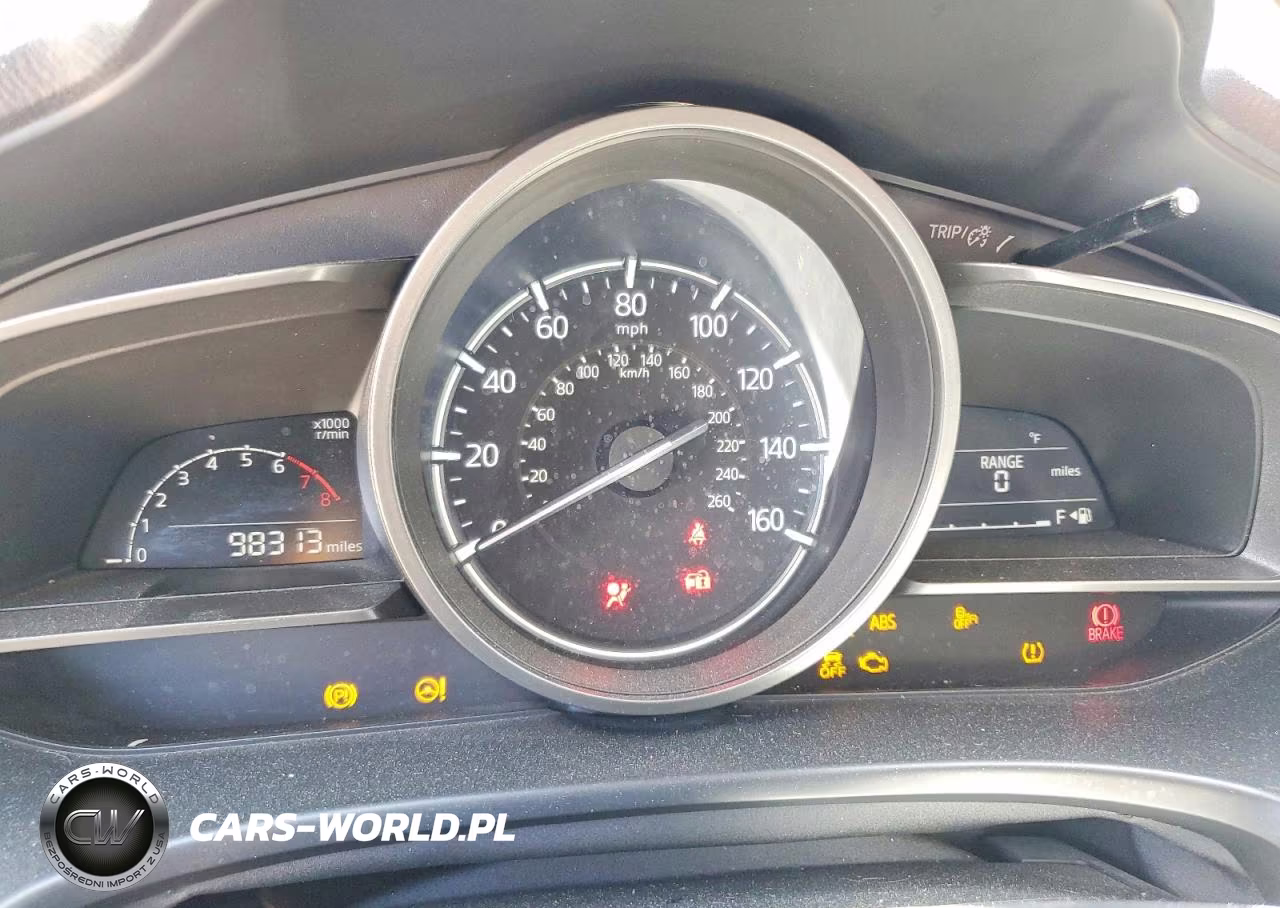 2018 Mazda 3 Touring VIN:3MZBN1L39JM256381 - 9