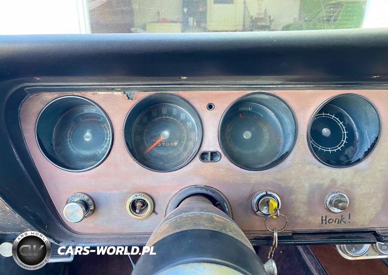 1967 Pontiac Lemans Convertible VIN:237677B123751 - 9
