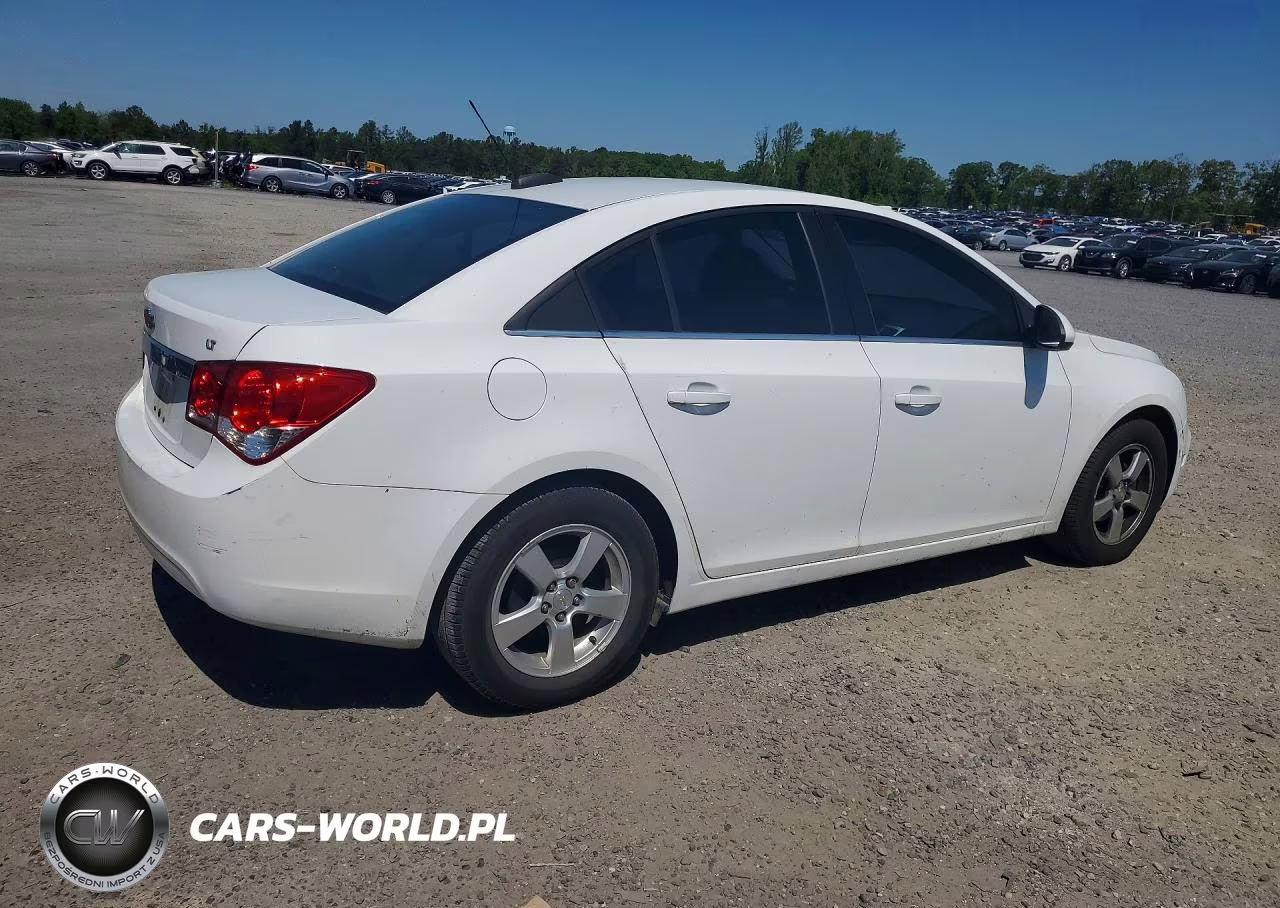 2016 Chev Cruze VIN:1G1PE5SB9G7167110 - 3