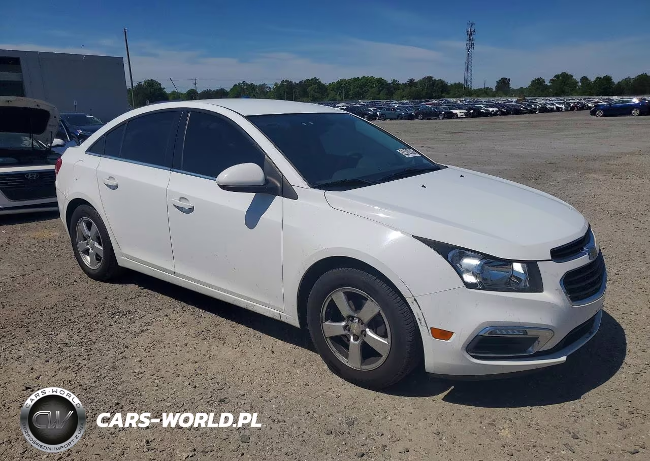 2016 Chev Cruze VIN:1G1PE5SB9G7167110 - 4