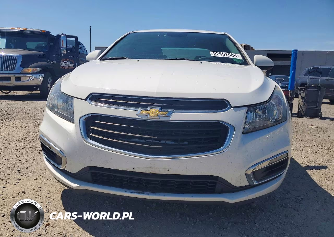 2016 Chev Cruze VIN:1G1PE5SB9G7167110 - 5