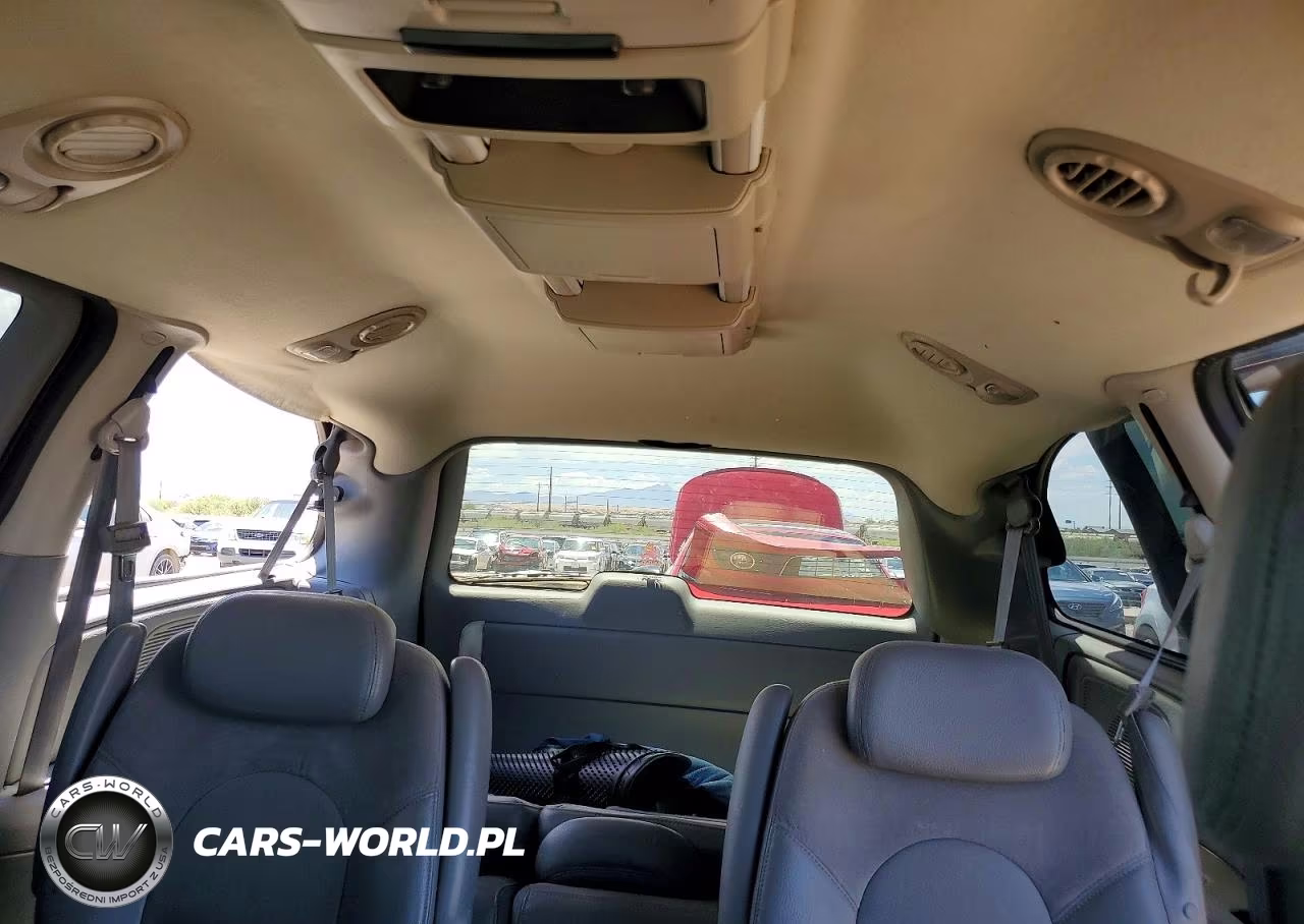 2005 Chrysler Town And Country Limited VIN:2C8GP64L95R209282 - 10